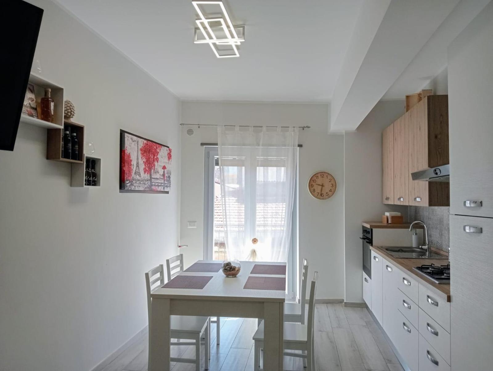 Appartamento Moderno In Centro Citta SantʼAgata di Militello エクステリア 写真